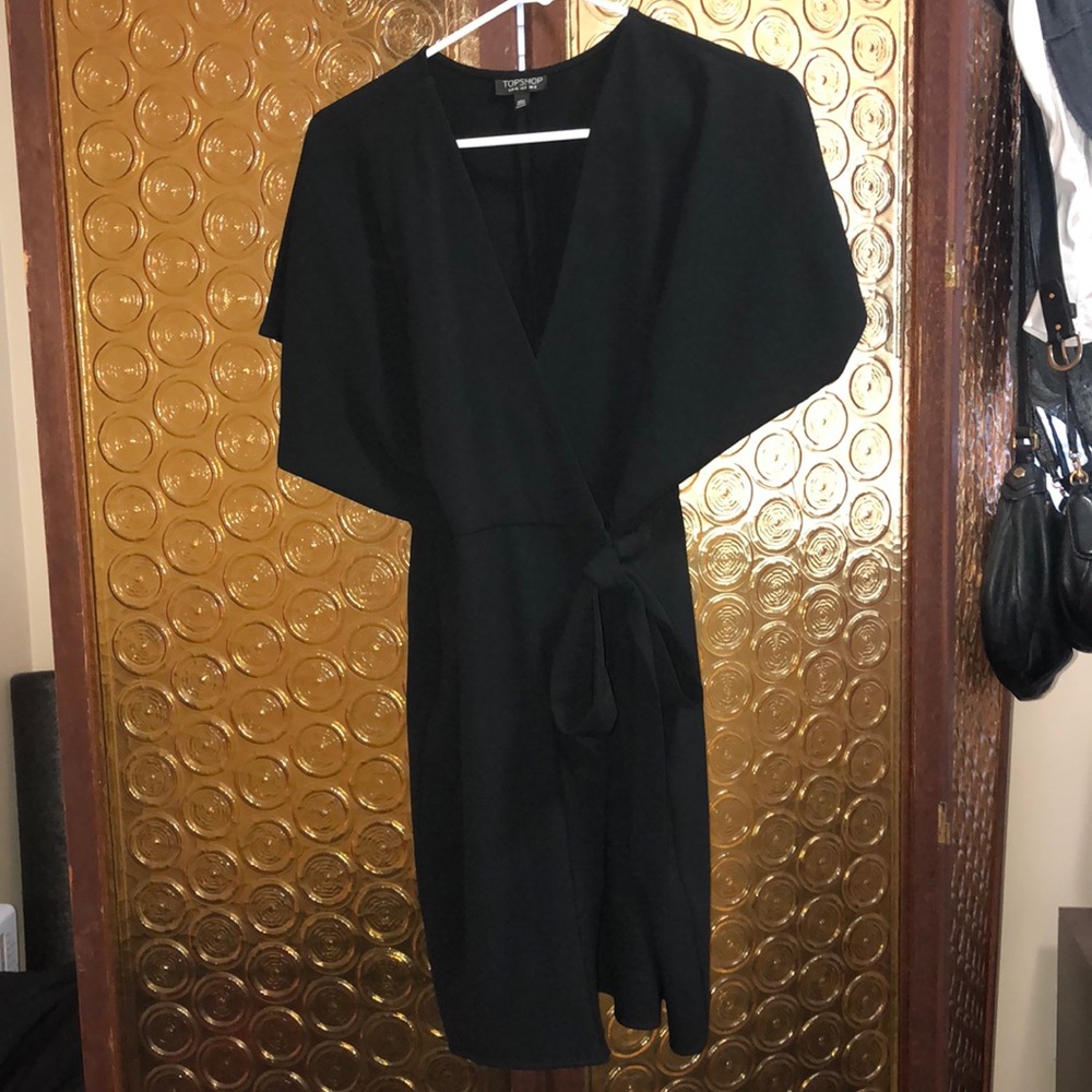 Women’s TOPSHOP timeless wrap dress